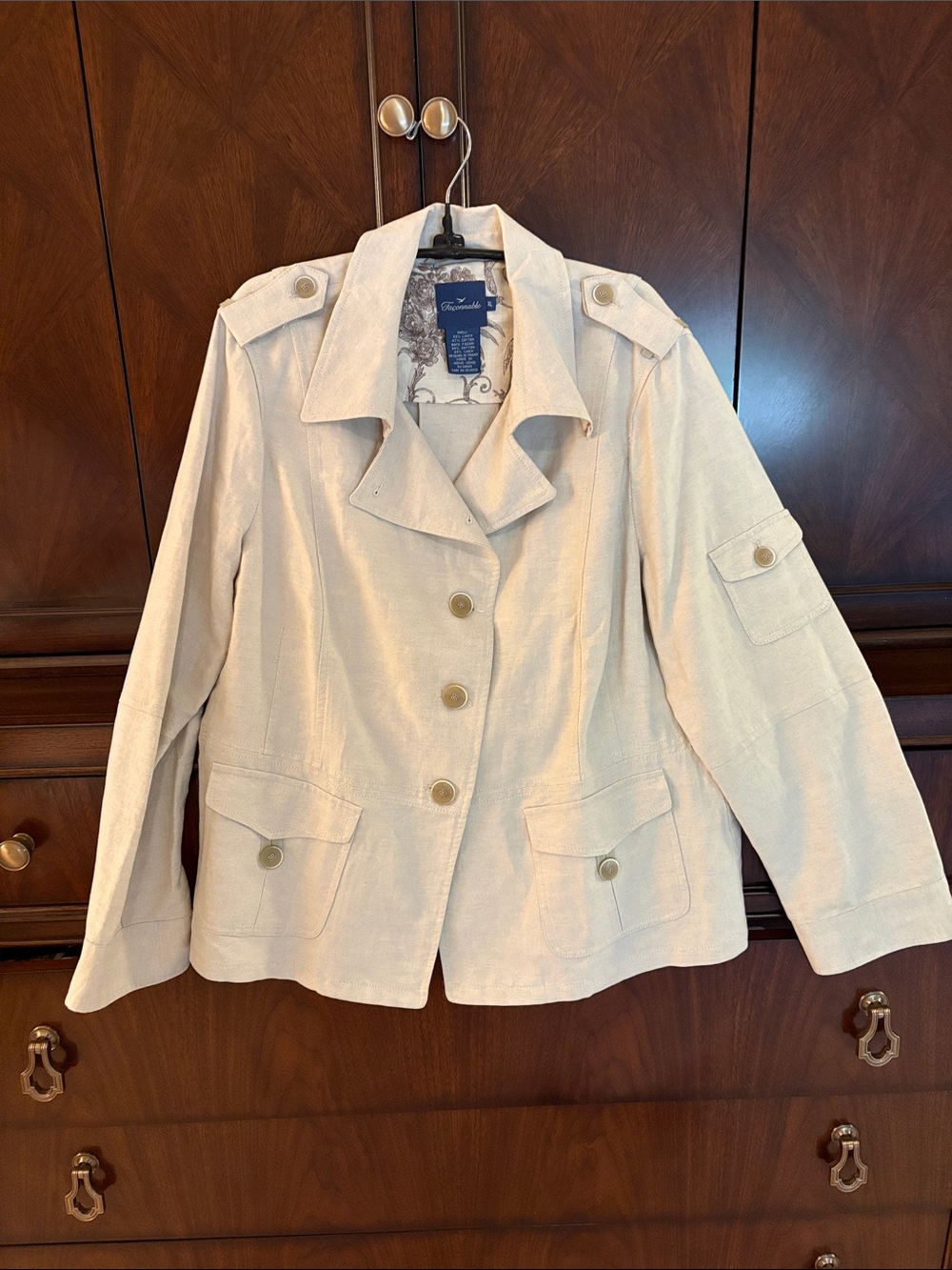 Designed in Paris by Faconnable a gorgeous cream linen and cotton utility style